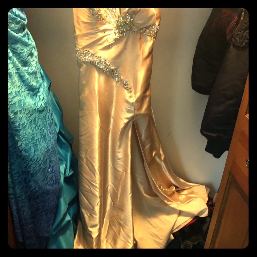 Prom dress